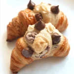 Golden-baked Crookie (Cookie Croissant) with melty chocolate chip cookie center