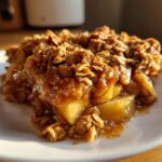 Irresistible Salted Caramel Apple Crisp in 8 Ingredients 11 Salted Caramel Apple Crisp
