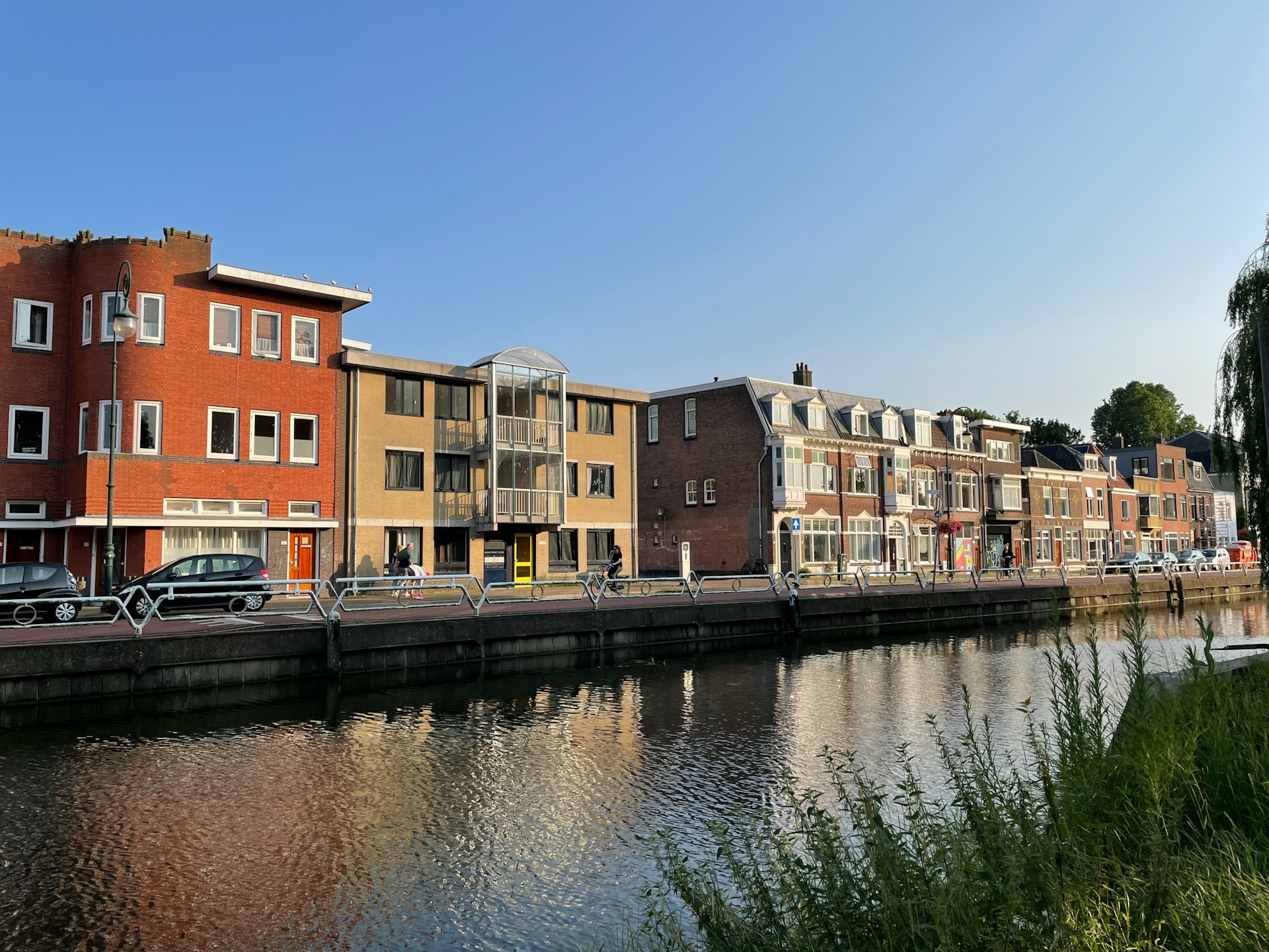 Exploring Hidden Gems: A Guide to Weekend Getaways 1 A body of water next to a row of buildings